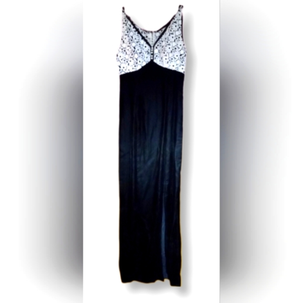FLIRTATIONS A DIVISION OF ALFRED ANGELO - Formal Dress - B&W - 11/12 - Vintage